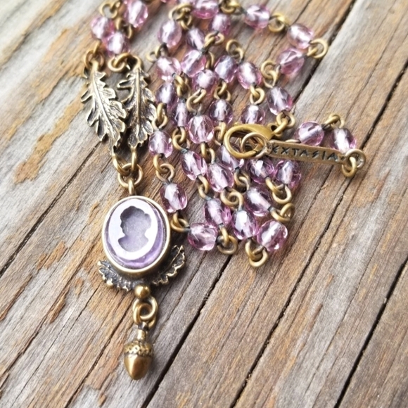 Extasia Jewelry - EXTASIA DESIGNER SIGNED VTG Amethyst Glass Intaglio Necklace